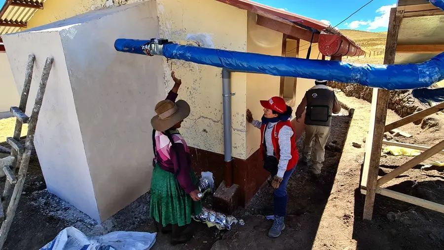 Peruvians in the Andes Mountains. Bechtel.org
