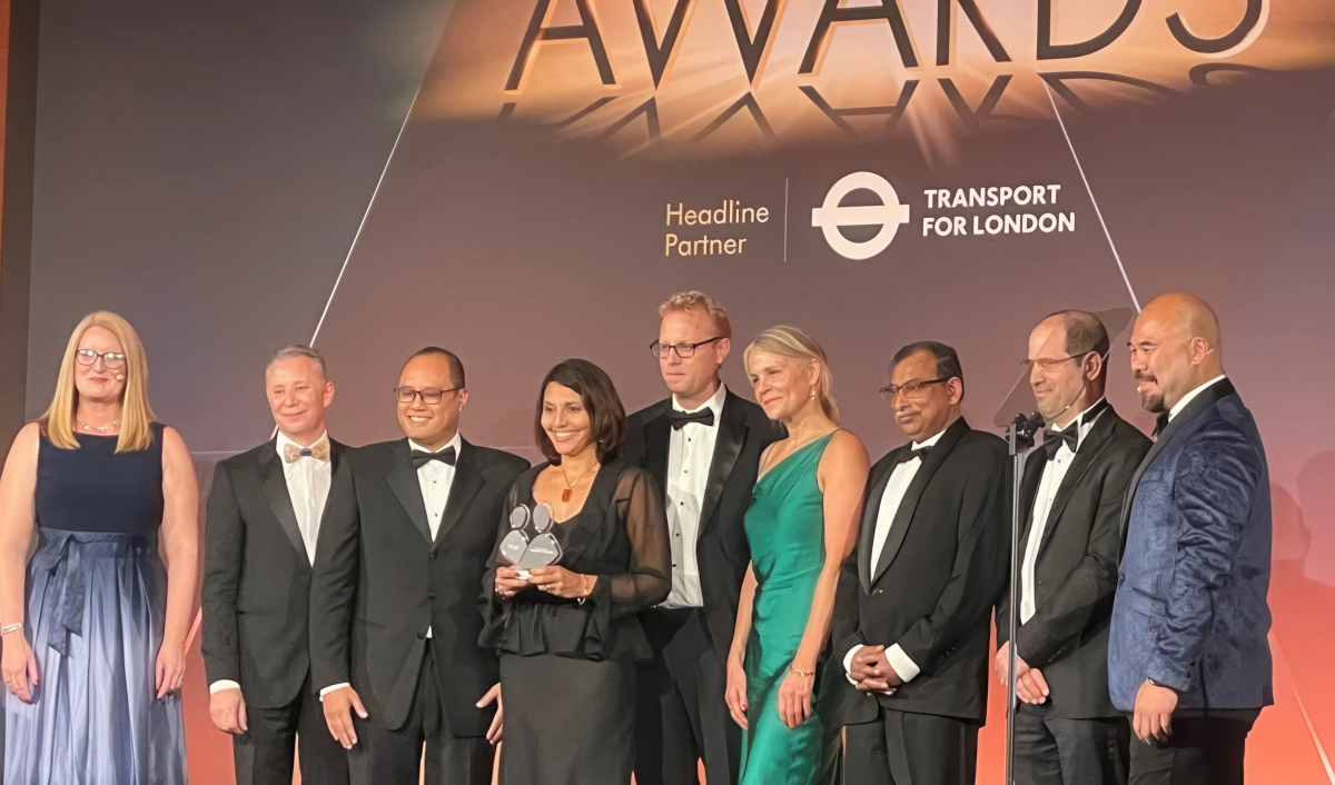 Global Project Controls Megaproject of the Year award: Our team receiving the award.